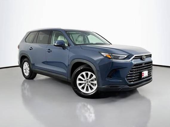 TOYOTA GRAND HIGHLANDER 2025 5TDAAAB5XSS086661 image